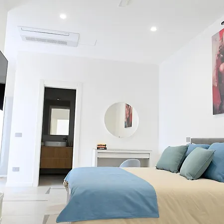 Crazi Suites-2